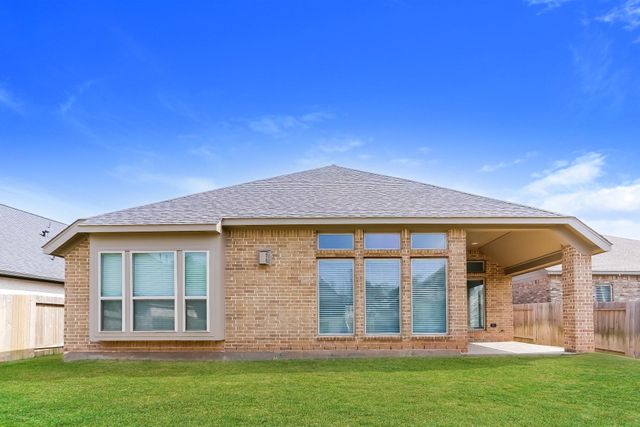 122 S Carson Cub Court, Montgomery, TX 77316