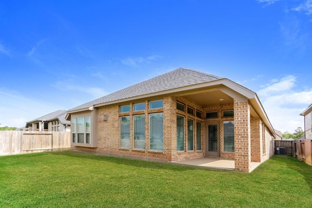 122 S Carson Cub Court, Montgomery, TX 77316