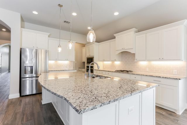 122 S Carson Cub Court, Montgomery, TX 77316