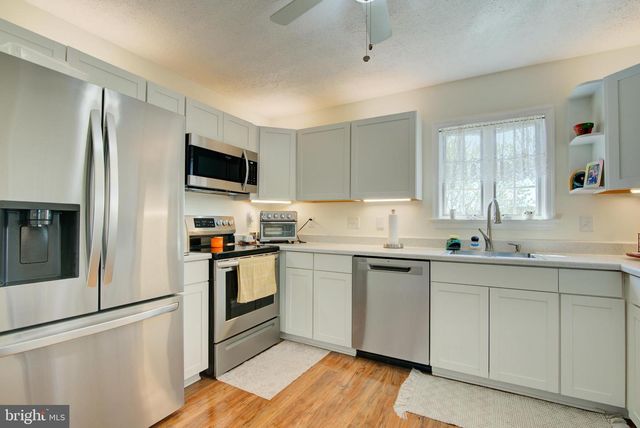 281 CREEKSIDE WAY, Front Royal, VA 22630