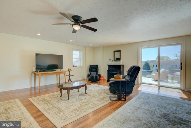 281 CREEKSIDE WAY, Front Royal, VA 22630