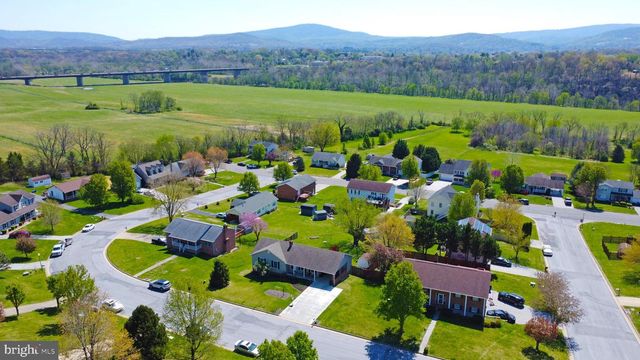 281 CREEKSIDE WAY, Front Royal, VA 22630