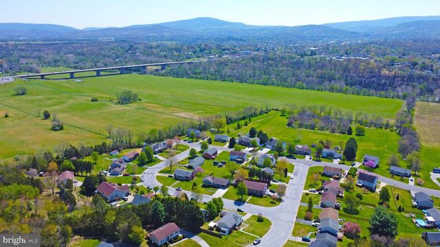 281 CREEKSIDE WAY, Front Royal, VA 22630