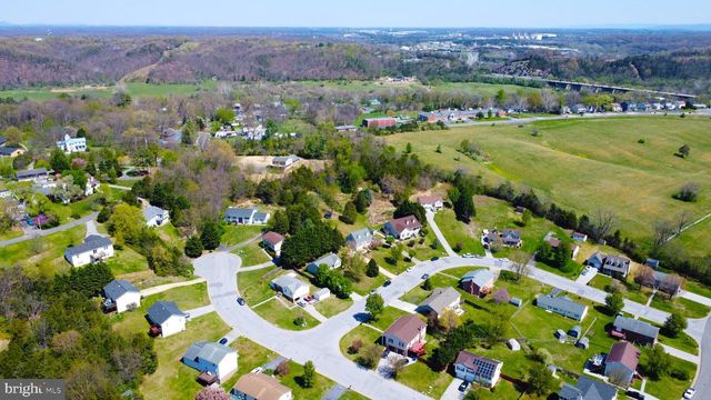 281 CREEKSIDE WAY, Front Royal, VA 22630