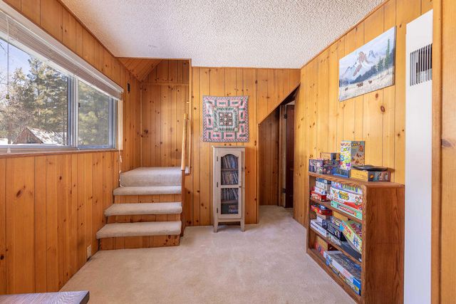 265 Cedar Lane, Sugarloaf, CA 92386