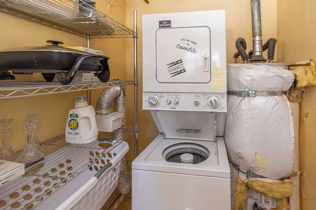 265 Cedar Lane, Sugarloaf, CA 92386