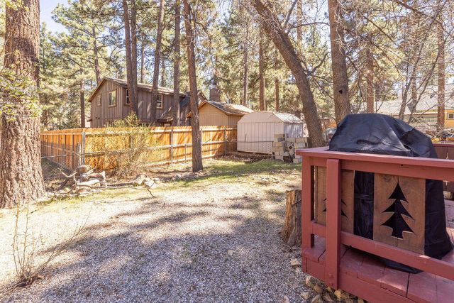 265 Cedar Lane, Sugarloaf, CA 92386