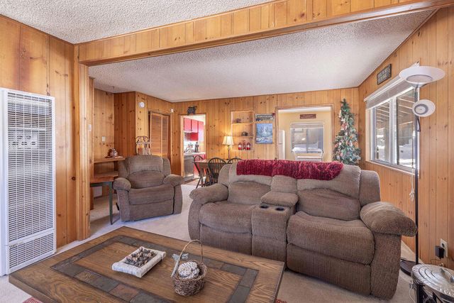 265 Cedar Lane, Sugarloaf, CA 92386