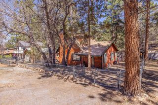 265 Cedar Lane, Sugarloaf, CA 92386