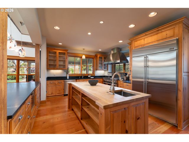 21200 Se OLD BETHEL Rd, Amity, OR 97101