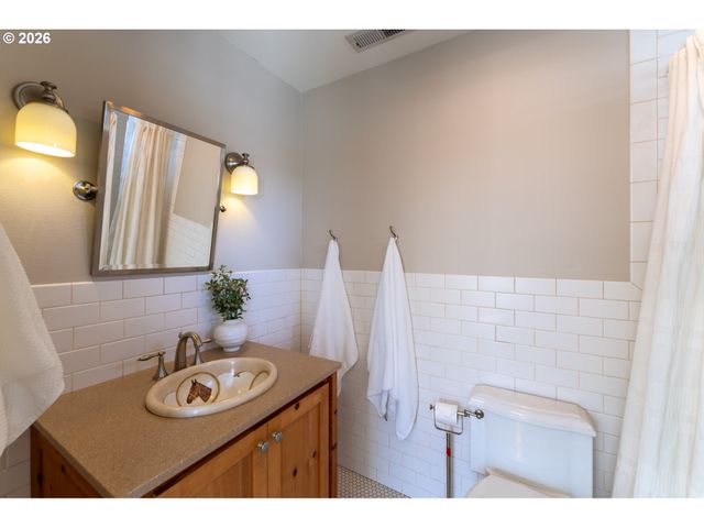 21200 Se OLD BETHEL Rd, Amity, OR 97101