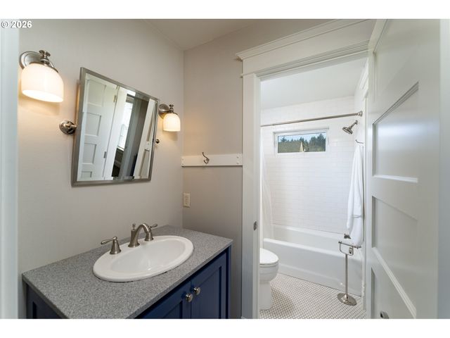 21200 Se OLD BETHEL Rd, Amity, OR 97101