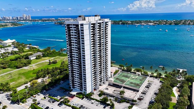 5600 N Flagler Drive 604, West Palm Beach, FL 33407