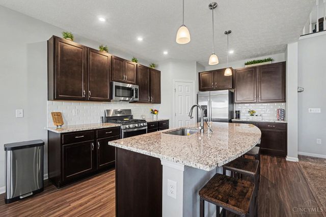 2850 Buckridge Drive, Miami Twp, OH 45233