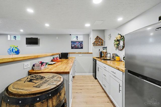 2850 Buckridge Drive, Miami Twp, OH 45233