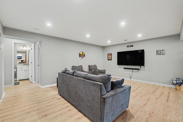 2850 Buckridge Drive, Miami Twp, OH 45233