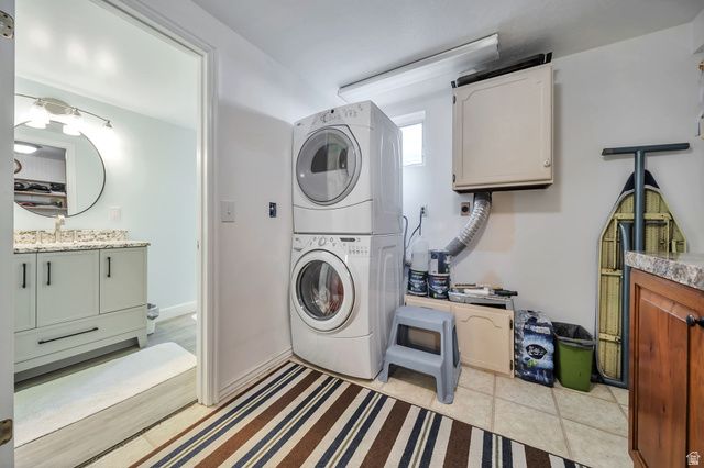 140 W PAULA DR, Sandy, UT 84070