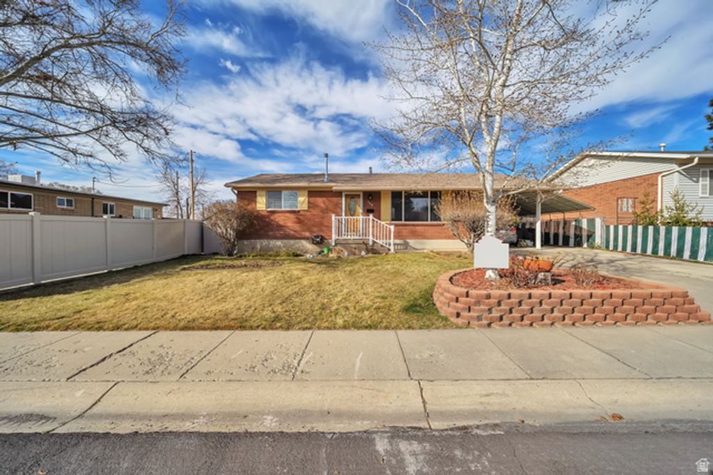 140 W PAULA DR, Sandy, UT 84070