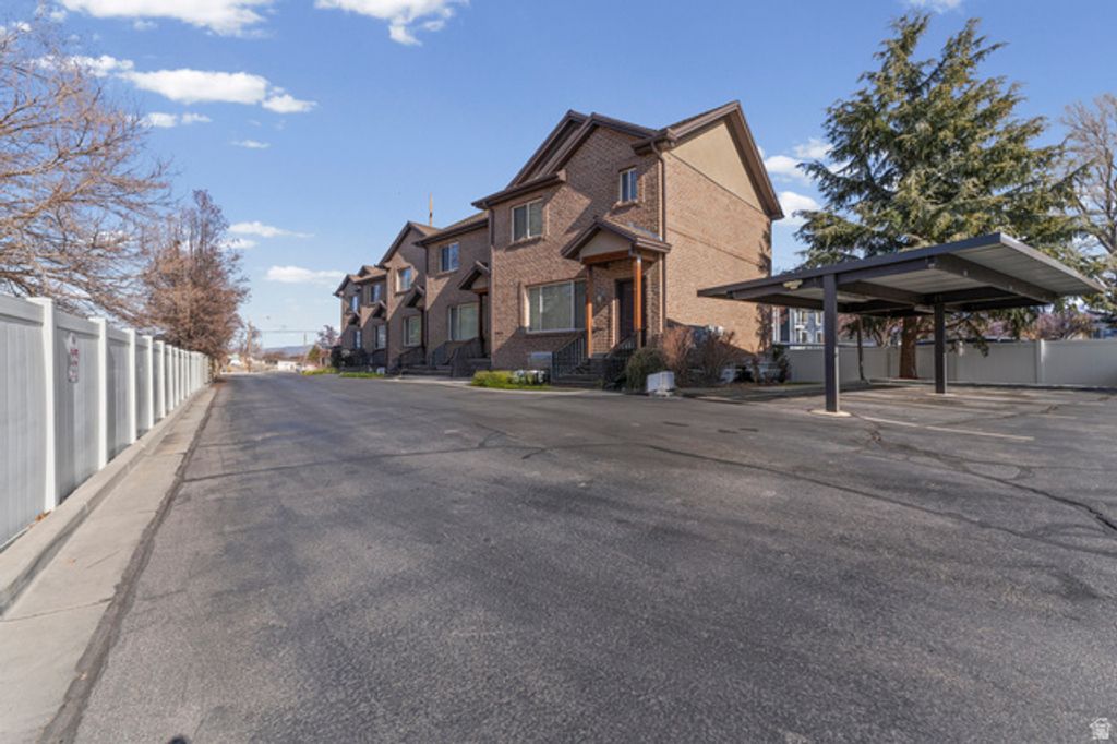 6563 S LOVENDAHLE CT, Murray, UT 84107 — photo 2