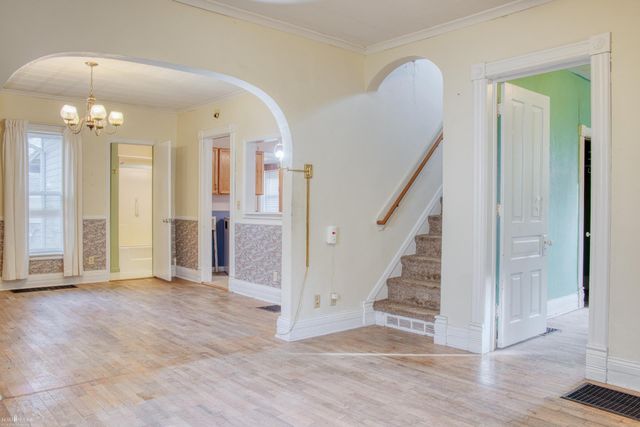 617 Grand Avenue, Owosso, MI 48867