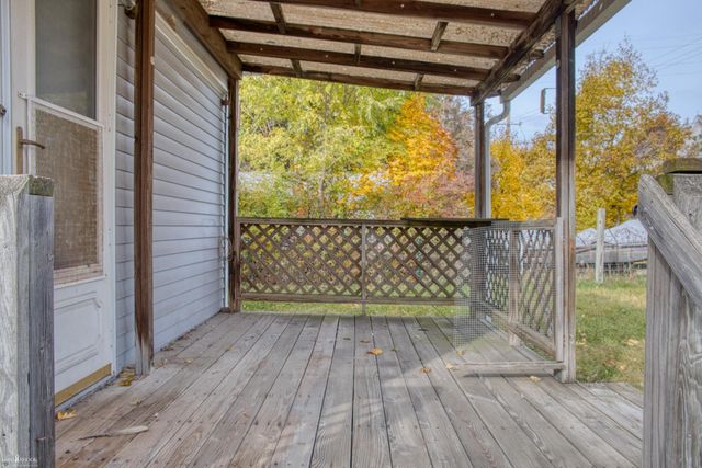 617 Grand Avenue, Owosso, MI 48867