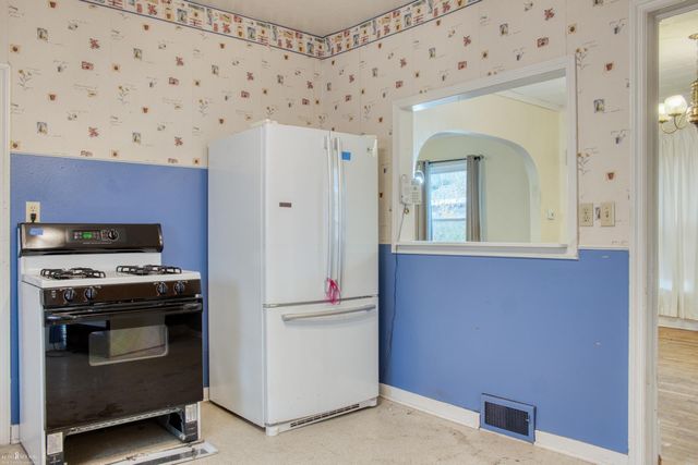 617 Grand Avenue, Owosso, MI 48867