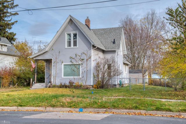 617 Grand Avenue, Owosso, MI 48867