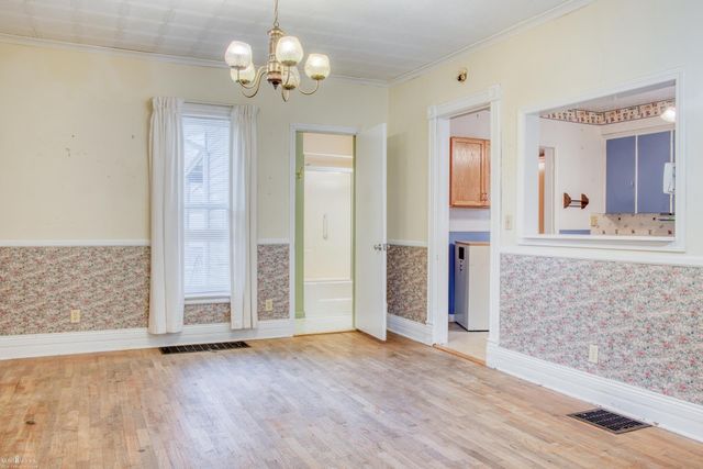 617 Grand Avenue, Owosso, MI 48867