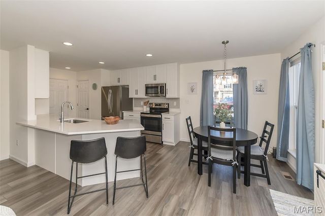 111 Deer Grove Court, St Peters, MO 63376