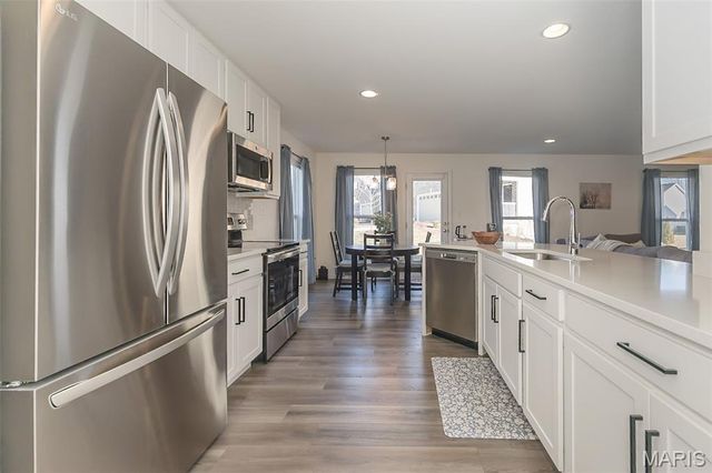 111 Deer Grove Court, St Peters, MO 63376