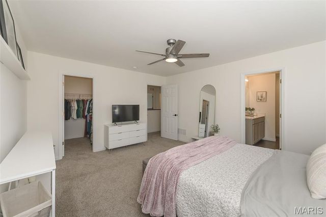 111 Deer Grove Court, St Peters, MO 63376