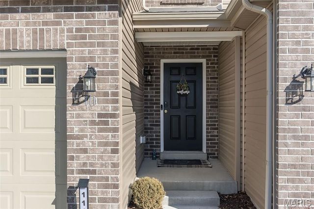 111 Deer Grove Court, St Peters, MO 63376