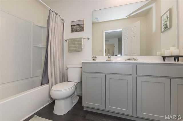 111 Deer Grove Court, St Peters, MO 63376