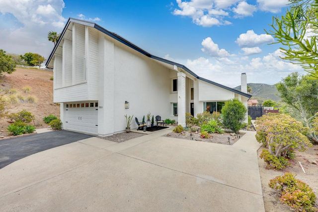 3303 Del Charro Rd, Jamul, CA 91935