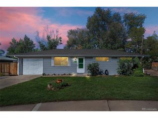 9 Elizabeth Ct, Longmont, CO 80501