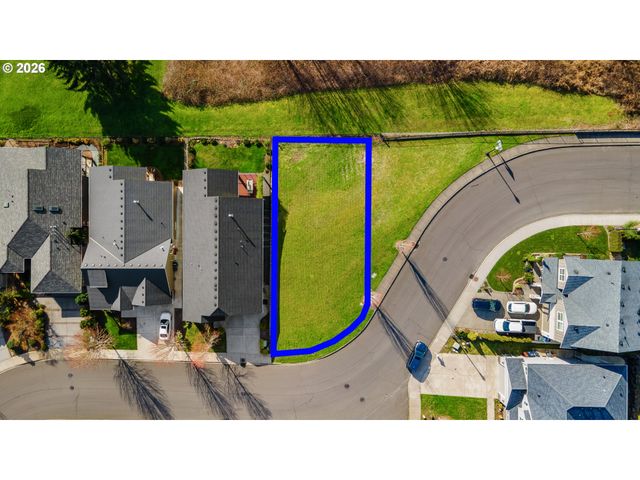 925 FAIRWAY Dr, Washougal, WA 98671