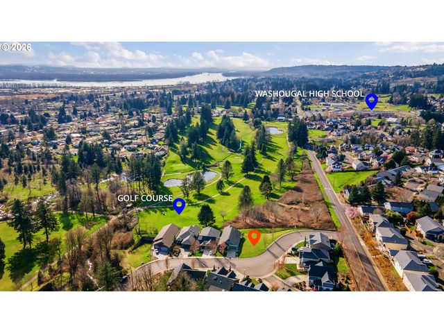 925 FAIRWAY Dr, Washougal, WA 98671