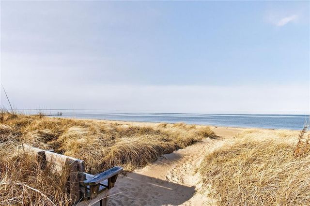 1634 E Ocean View Ave Apt 2B, Norfolk, VA 23503