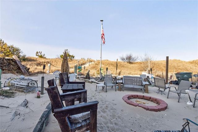 1634 E Ocean View Ave Apt 2B, Norfolk, VA 23503