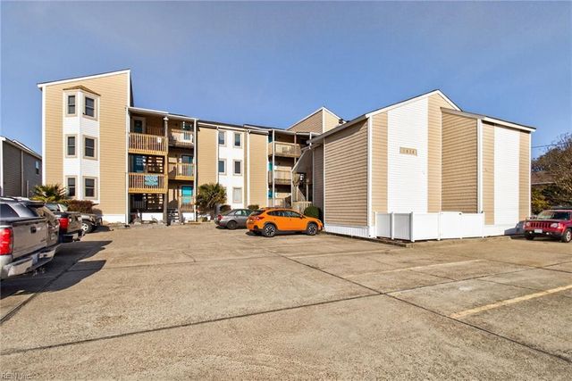 1634 E Ocean View Ave Apt 2B, Norfolk, VA 23503