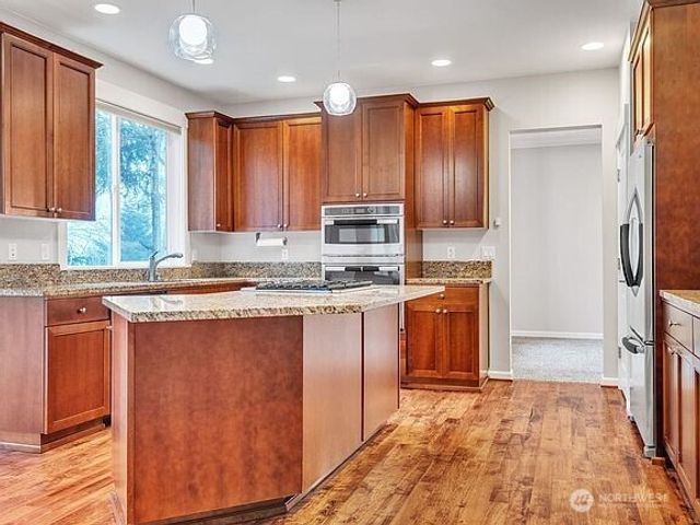6201 SE 2nd, Renton, WA 98059