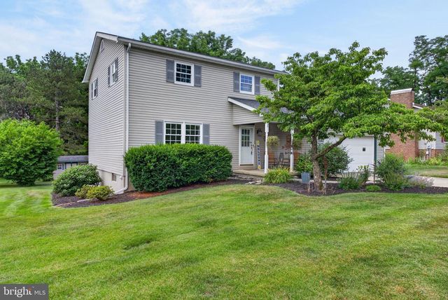 610 E WALNUT ST, Annville, PA 17003