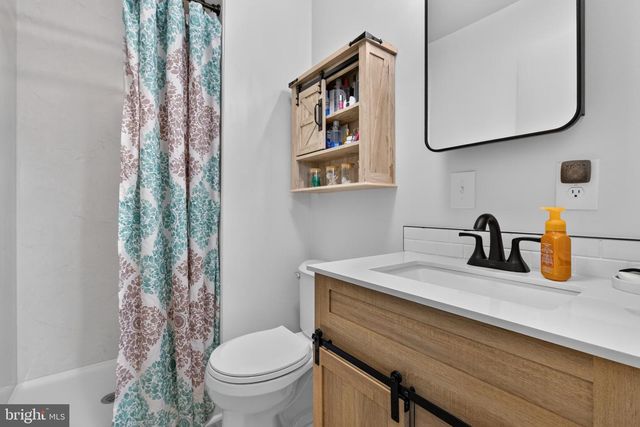 610 E WALNUT ST, Annville, PA 17003