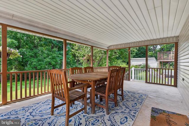 610 E WALNUT ST, Annville, PA 17003
