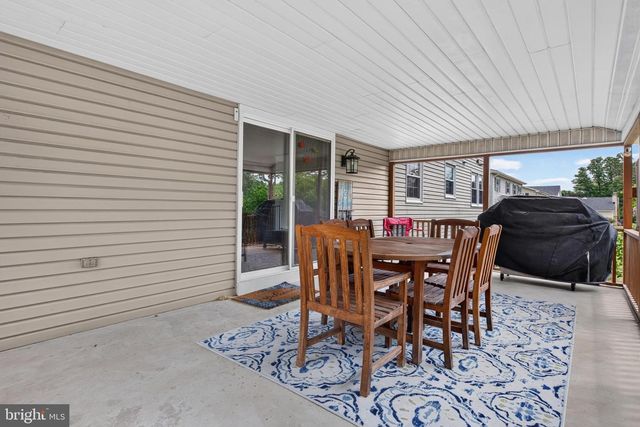 610 E WALNUT ST, Annville, PA 17003