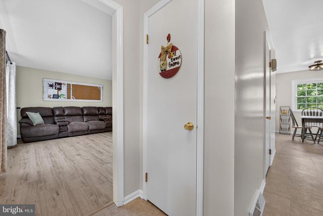 610 E WALNUT ST, Annville, PA 17003