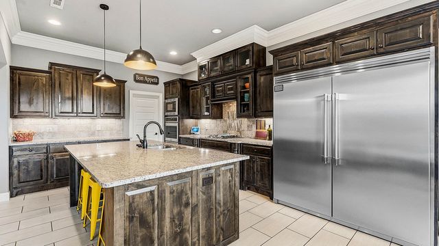 9787 Soaring Hawk Drive, Bentonville, AR 72713