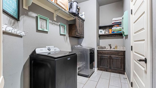 9787 Soaring Hawk Drive, Bentonville, AR 72713
