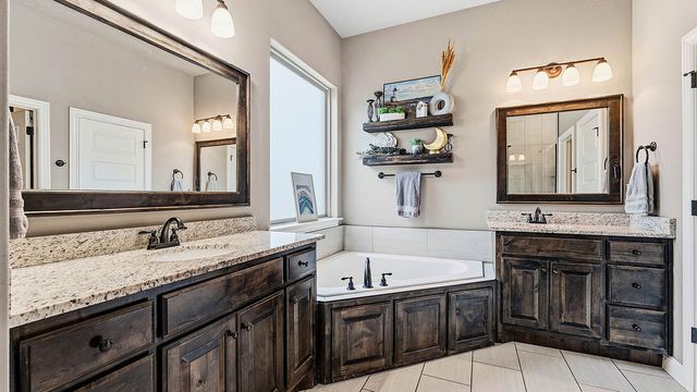 9787 Soaring Hawk Drive, Bentonville, AR 72713
