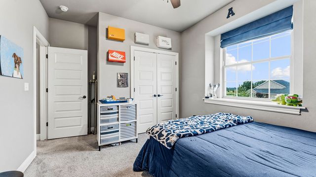 9787 Soaring Hawk Drive, Bentonville, AR 72713